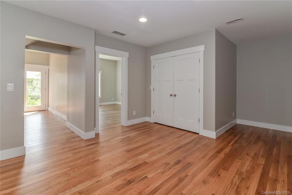 53 Frances Street Asheville NC 28806
