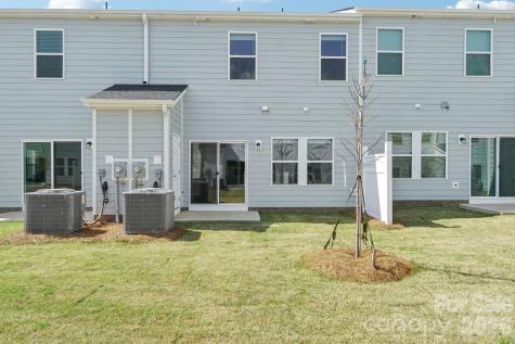 8116 Hidden Springs Trail Charlotte NC 28216