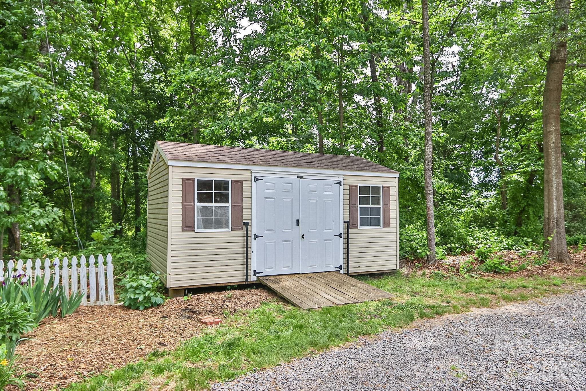 4844 Saint Paul Church Road Hamptonville NC 27020