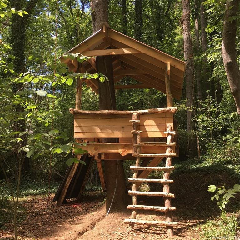 30 Mauricet Lane Asheville NC 28806