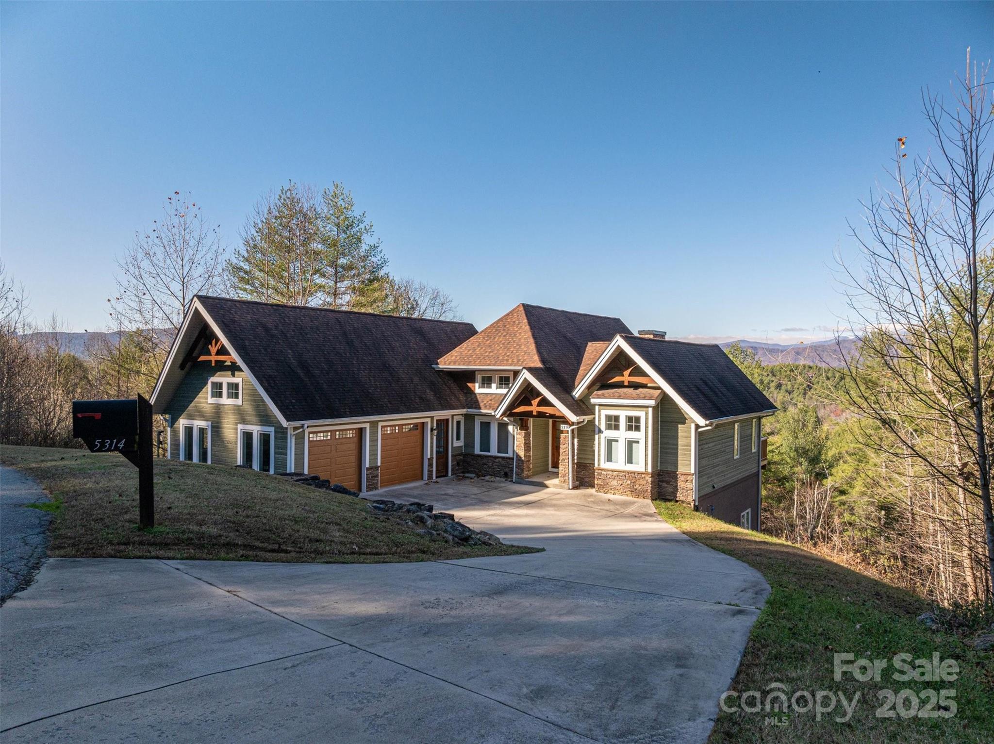5314 Oak Crest Lane Lenoir NC 28645