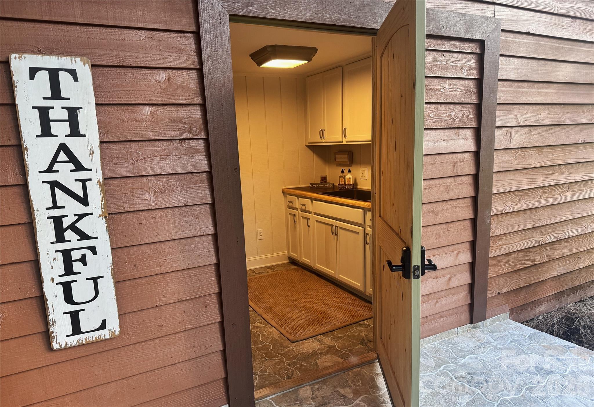 114 Rustic Hills Circle Bessemer City NC 28016