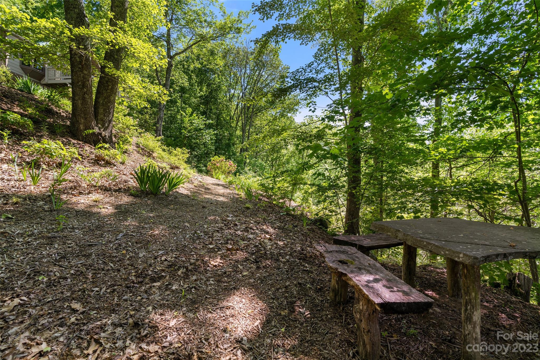 746 Seven Glens Drive, Weaverville NC Real Estate Listing MLS Car4032379