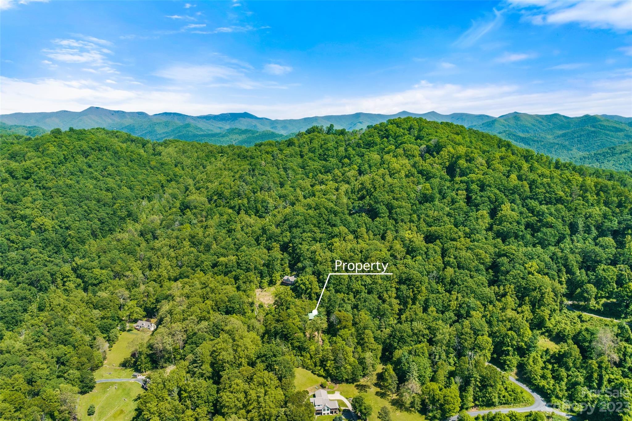746 Seven Glens Drive, Weaverville NC Real Estate Listing MLS Car4032379