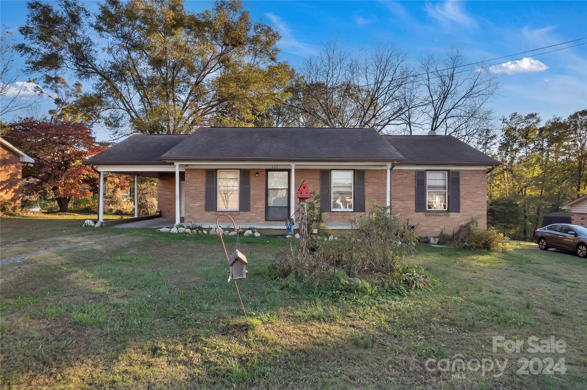 827 Spring Street Gastonia NC 28054