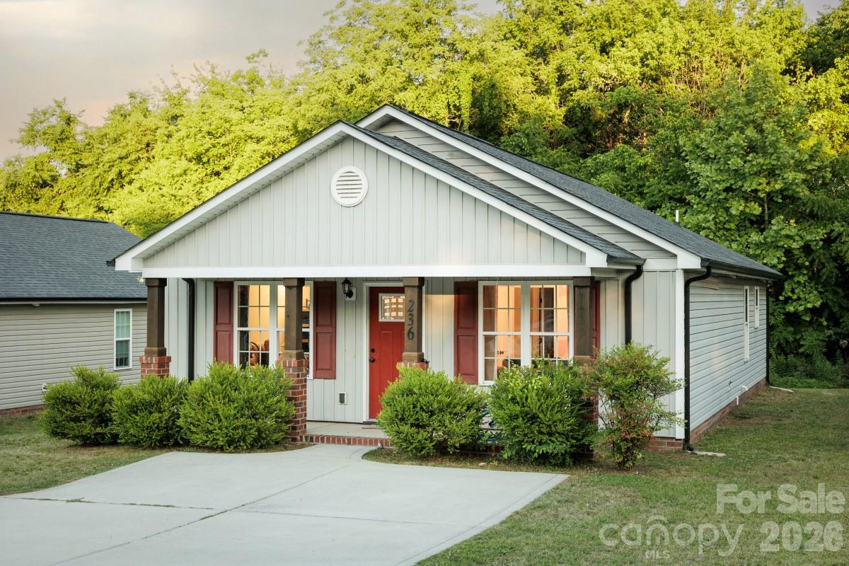 236 Cabarrus Avenue E Concord NC 28025