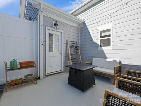 56 Walnut Springs Drive Asheville NC 28804
