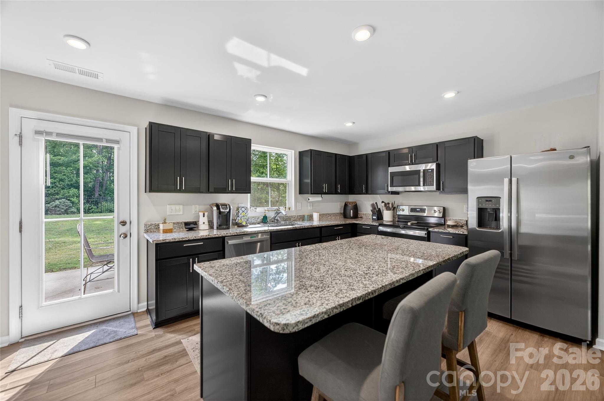 1937 Pin Hook Road Charlotte NC 28215