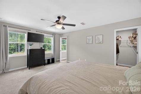 1937 Pin Hook Road Charlotte NC 28215
