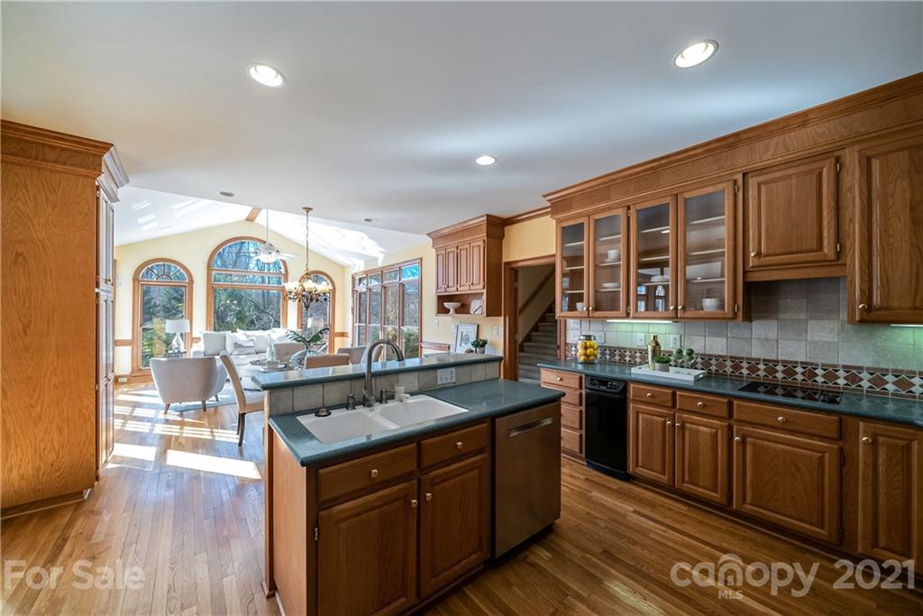 2121 Glade Hill Road Charlotte NC 28270