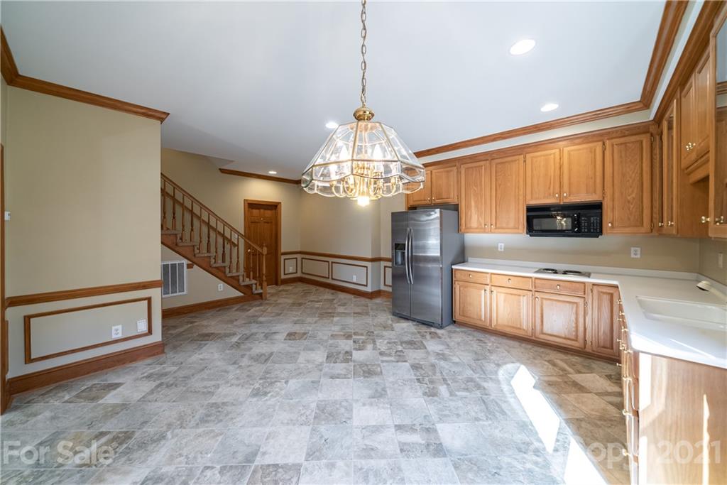 2121 Glade Hill Road Charlotte NC 28270