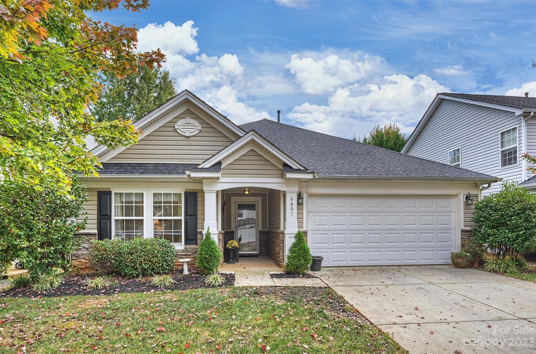 6607 Latherton Lane Charlotte NC 28278