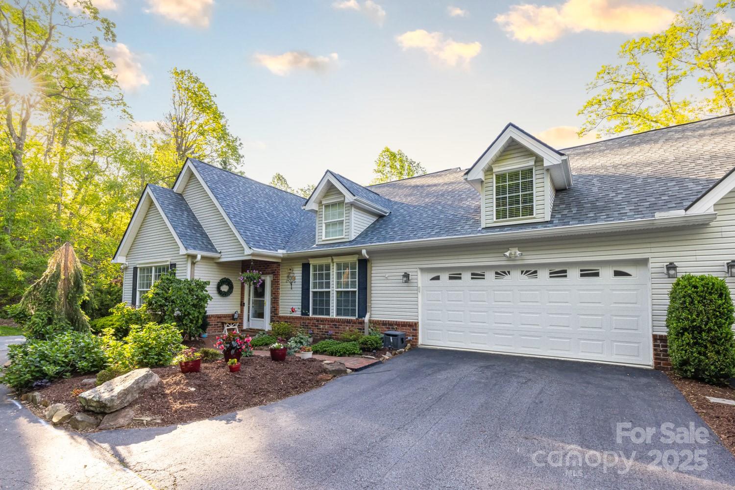 127 Poppy Lane Asheville NC 28803