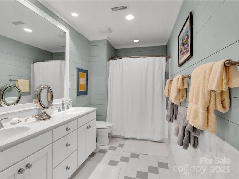 116 Dana Road Waynesville NC 28786