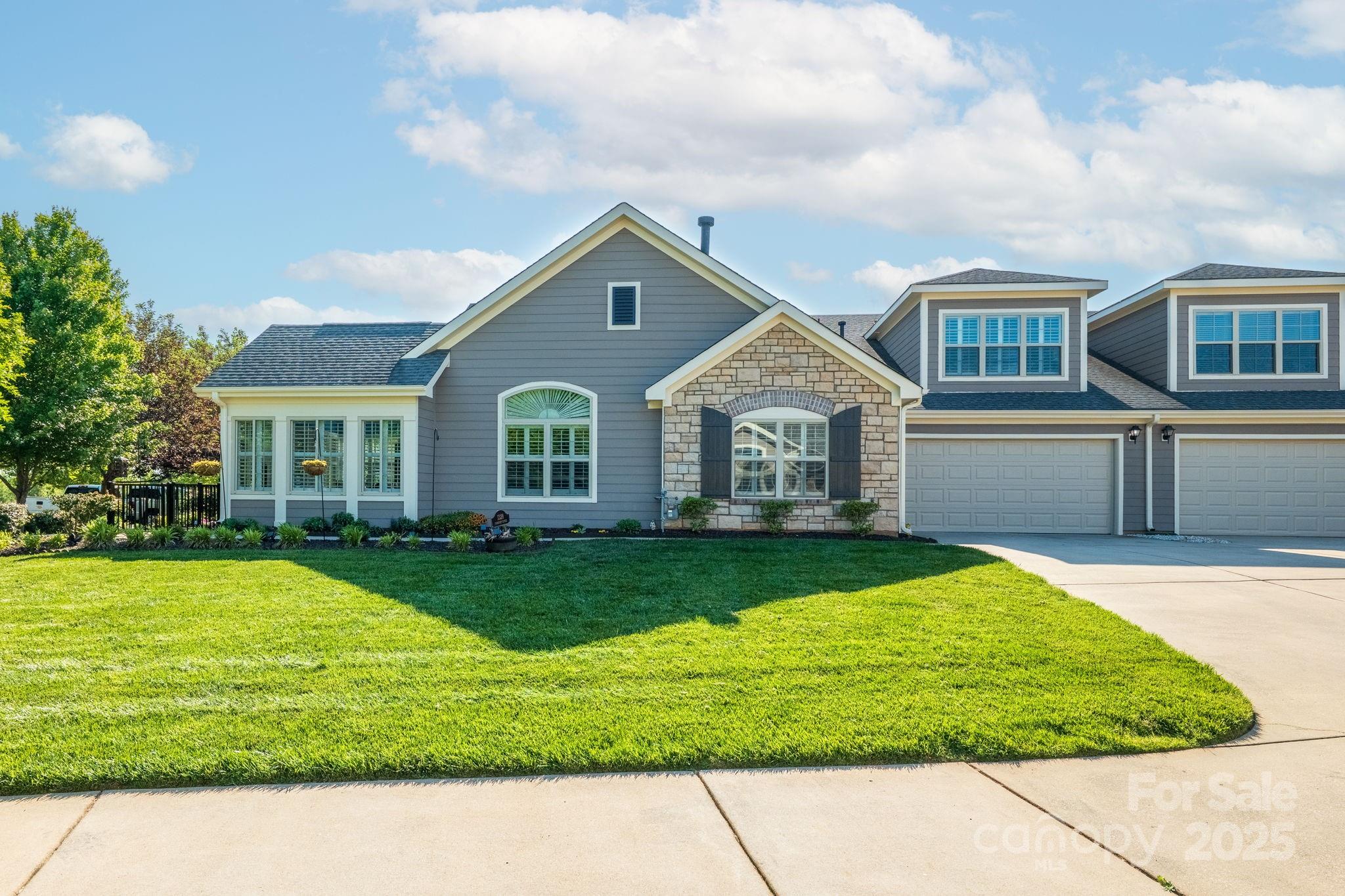 1328 Somersby Circle Gastonia NC 28054