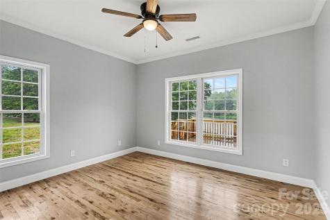 1060 Moss Lake Drive Clover SC 29710