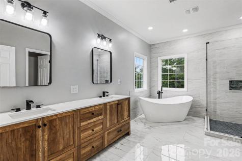 1060 Moss Lake Drive Clover SC 29710