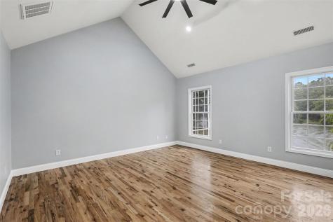 1060 Moss Lake Drive Clover SC 29710
