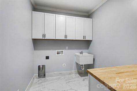 1060 Moss Lake Drive Clover SC 29710