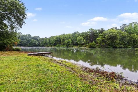 1060 Moss Lake Drive Clover SC 29710