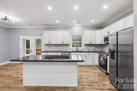 1060 Moss Lake Drive Clover SC 29710