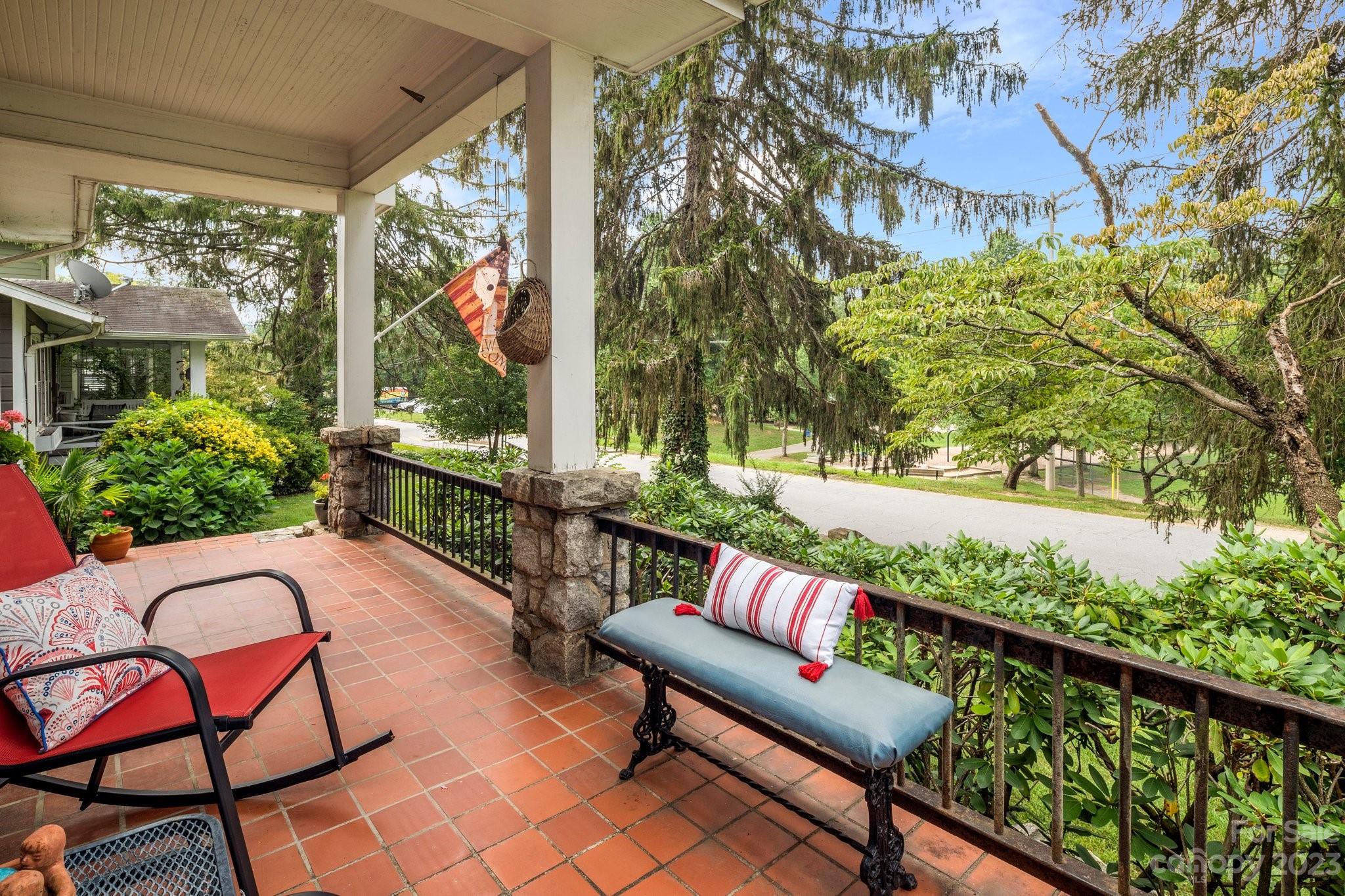239 Murdock Avenue Asheville NC 28804