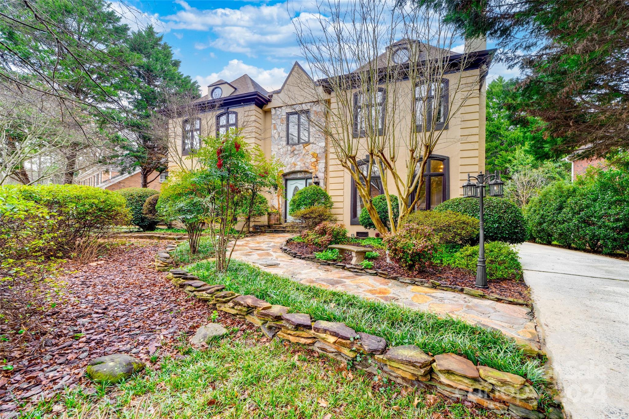 117 N Brackenbury Lane Charlotte NC 28270