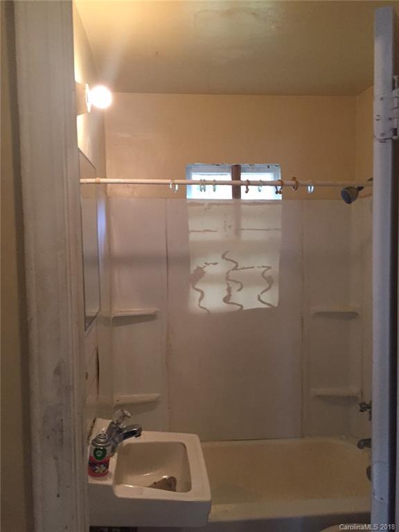 3324 Reid Avenue Charlotte NC 28208