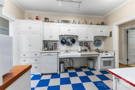 50 Wanoca Avenue Asheville NC 28803