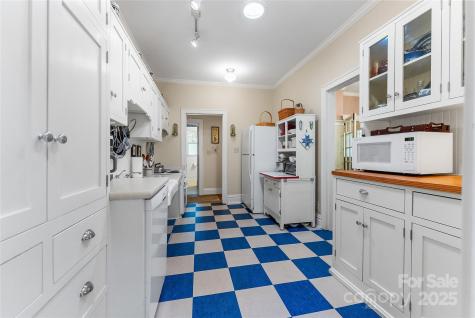 50 Wanoca Avenue Asheville NC 28803