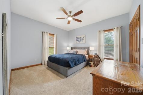 3330 Shamrock Heights Hudson NC 28638