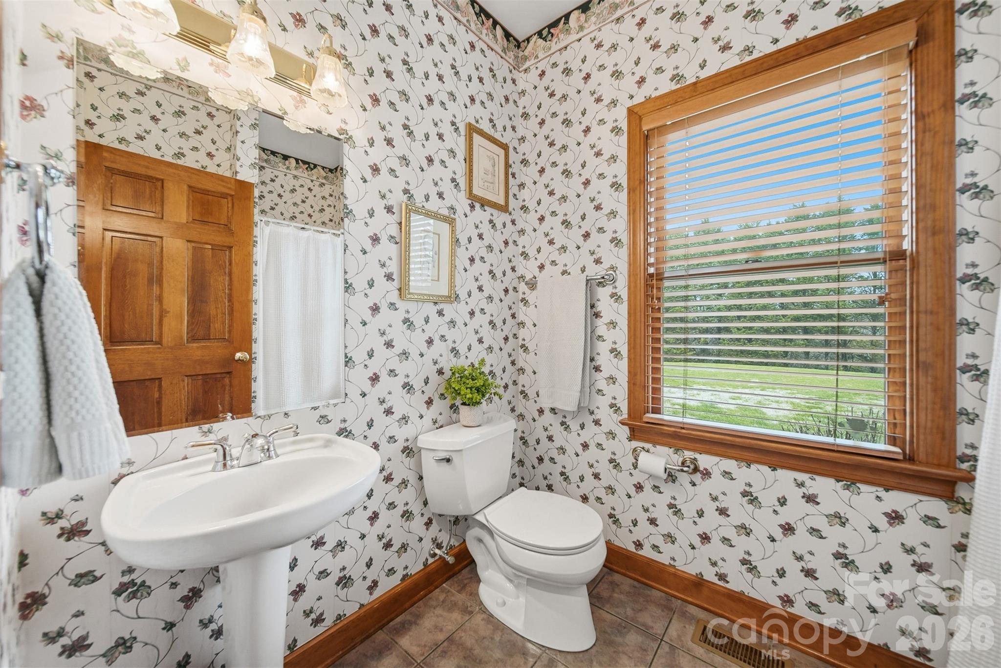 3330 Shamrock Heights Hudson NC 28638