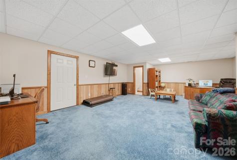 3330 Shamrock Heights Hudson NC 28638
