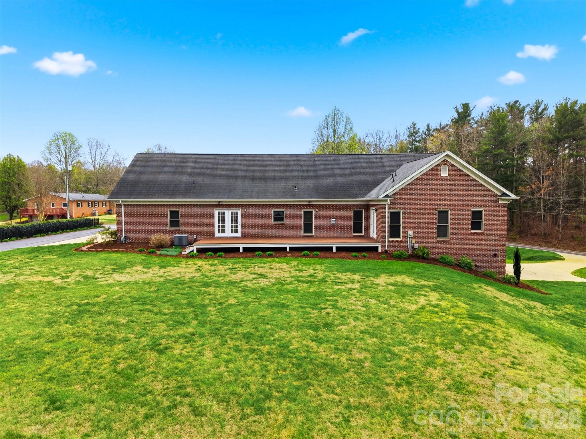 3330 Shamrock Heights Hudson NC 28638