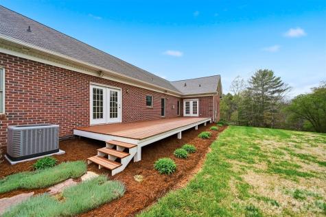 3330 Shamrock Heights Hudson NC 28638