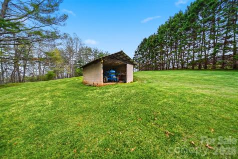 3330 Shamrock Heights Hudson NC 28638