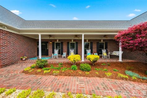 3330 Shamrock Heights Hudson NC 28638