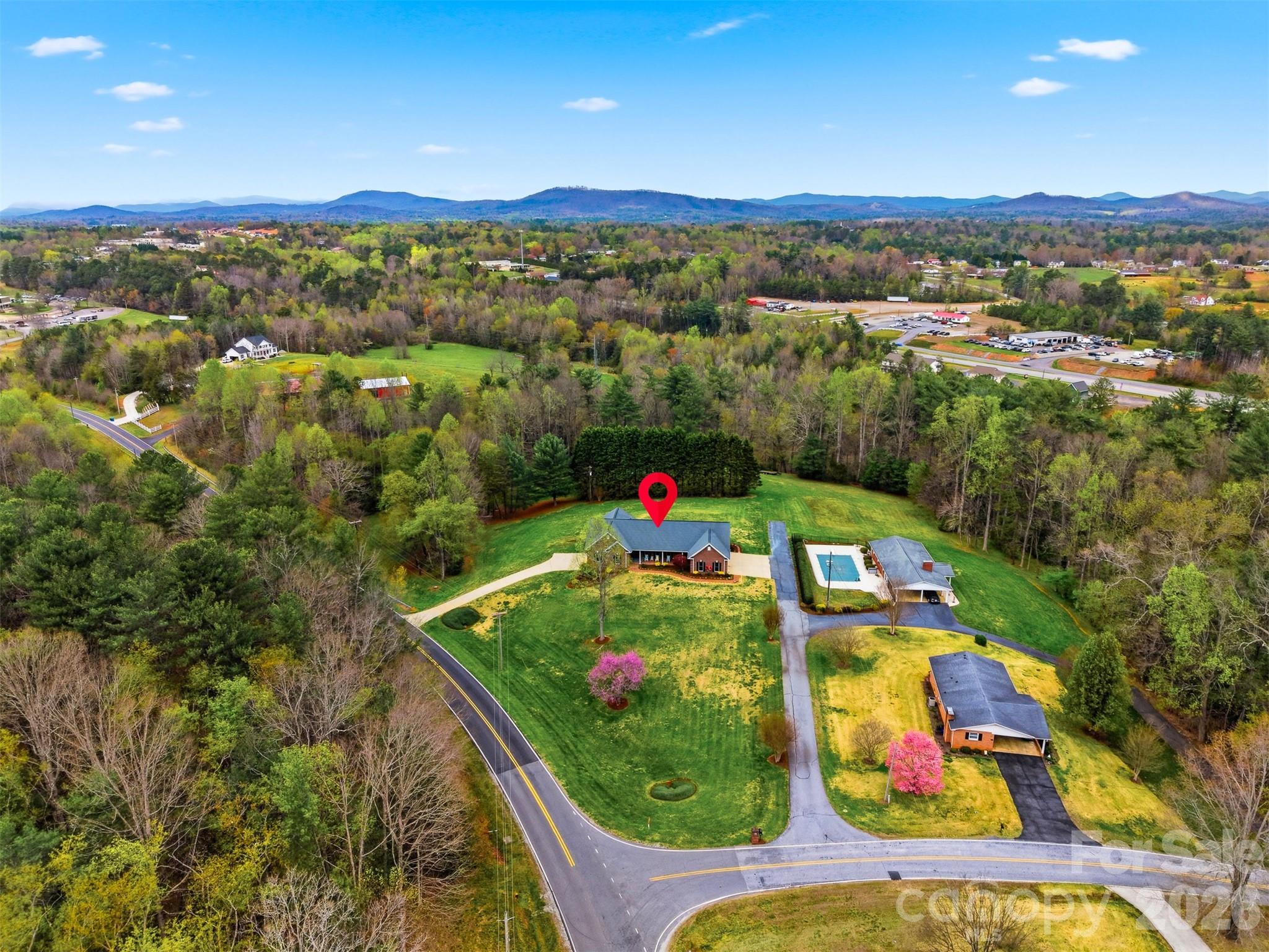 3330 Shamrock Heights Hudson NC 28638