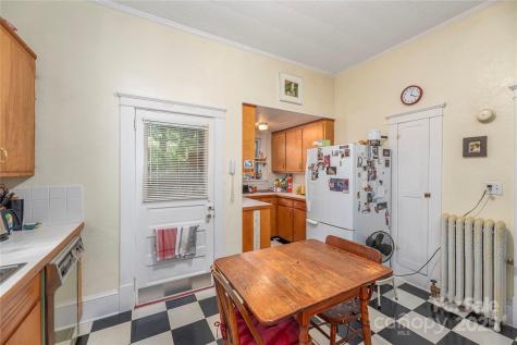31 Samayoa Place Asheville NC 28806