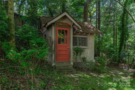 31 Samayoa Place Asheville NC 28806