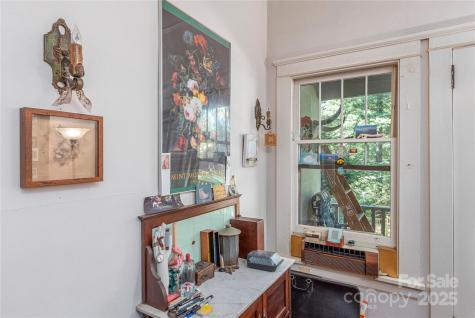 31 Samayoa Place Asheville NC 28806