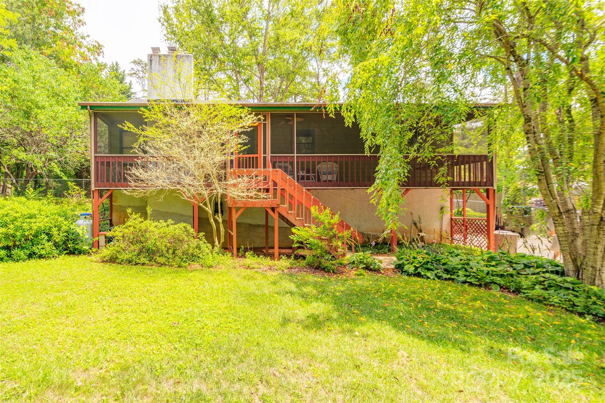 29 Whipporwill Drive Weaverville NC 28787