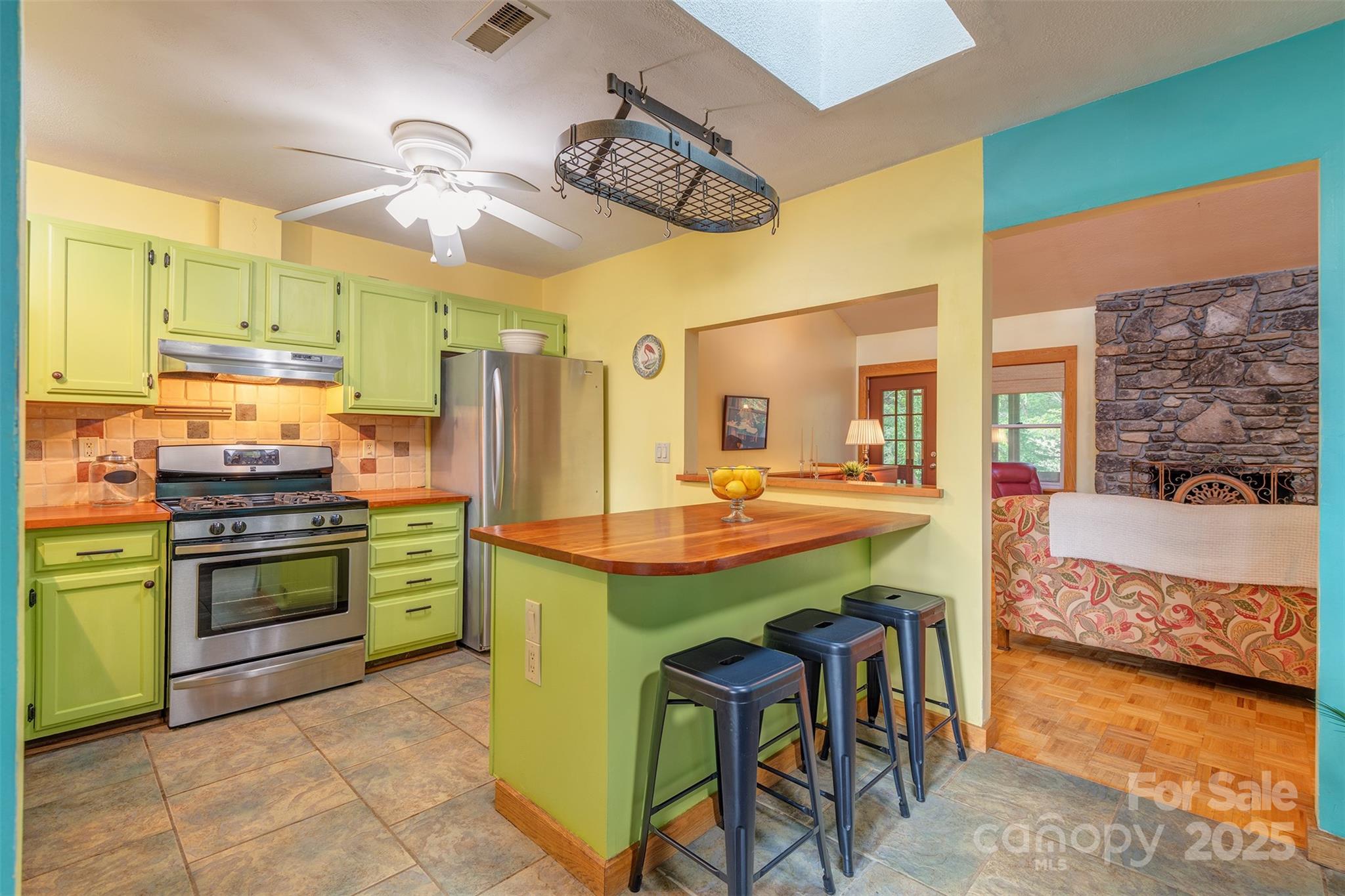 29 Whipporwill Drive Weaverville NC 28787