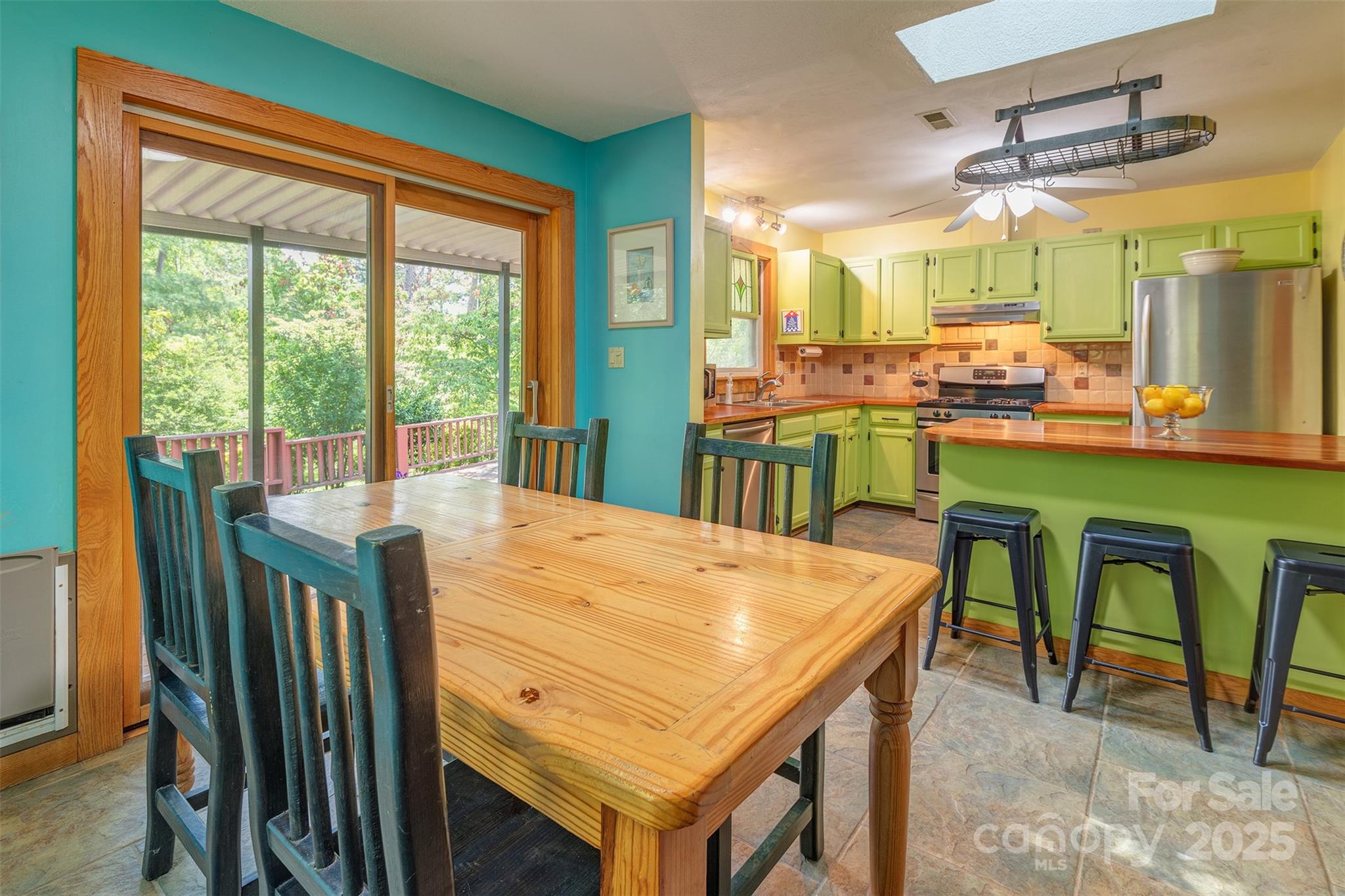 29 Whipporwill Drive Weaverville NC 28787