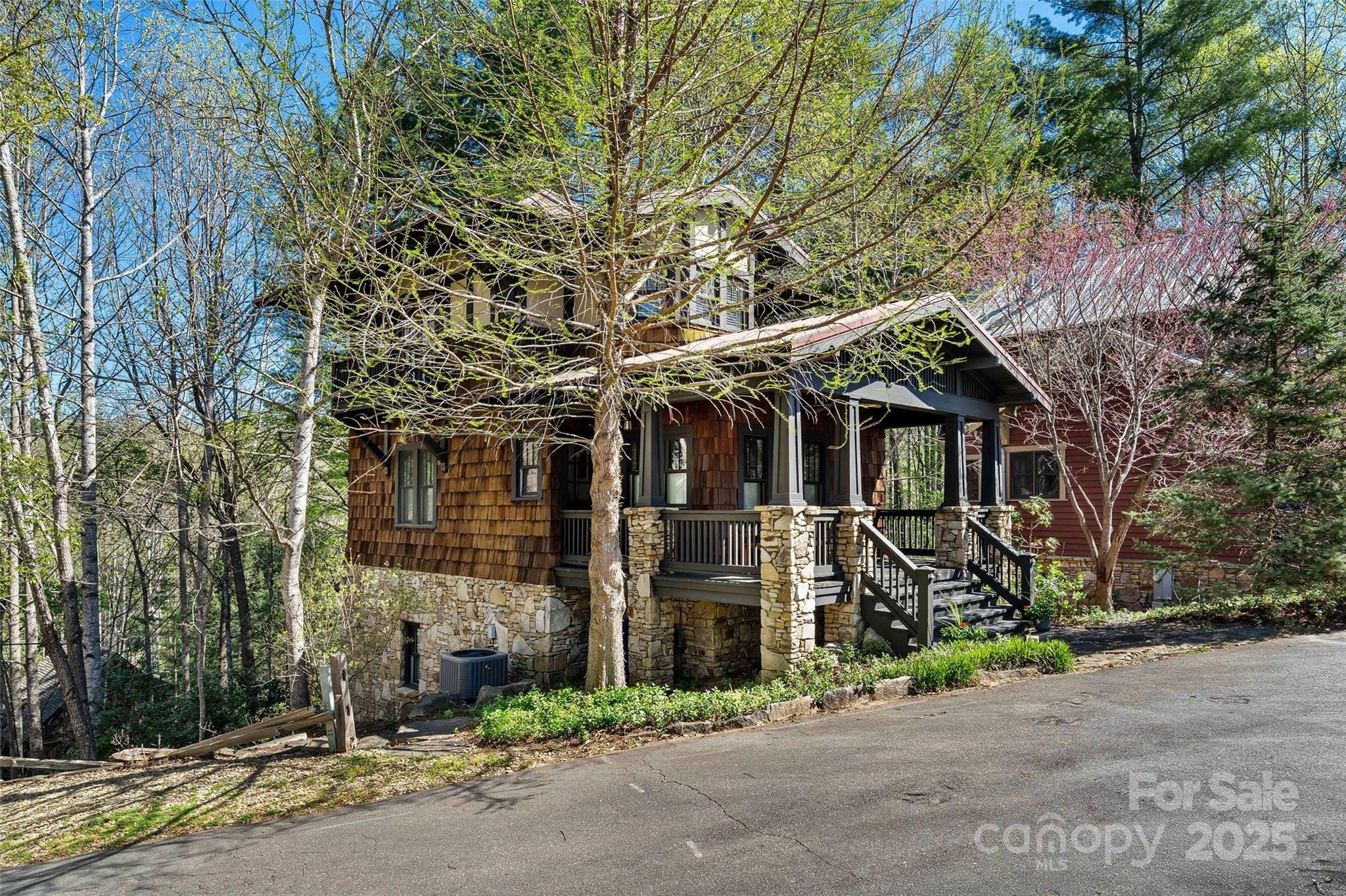 3 Whitman Lane Black Mountain NC 28711