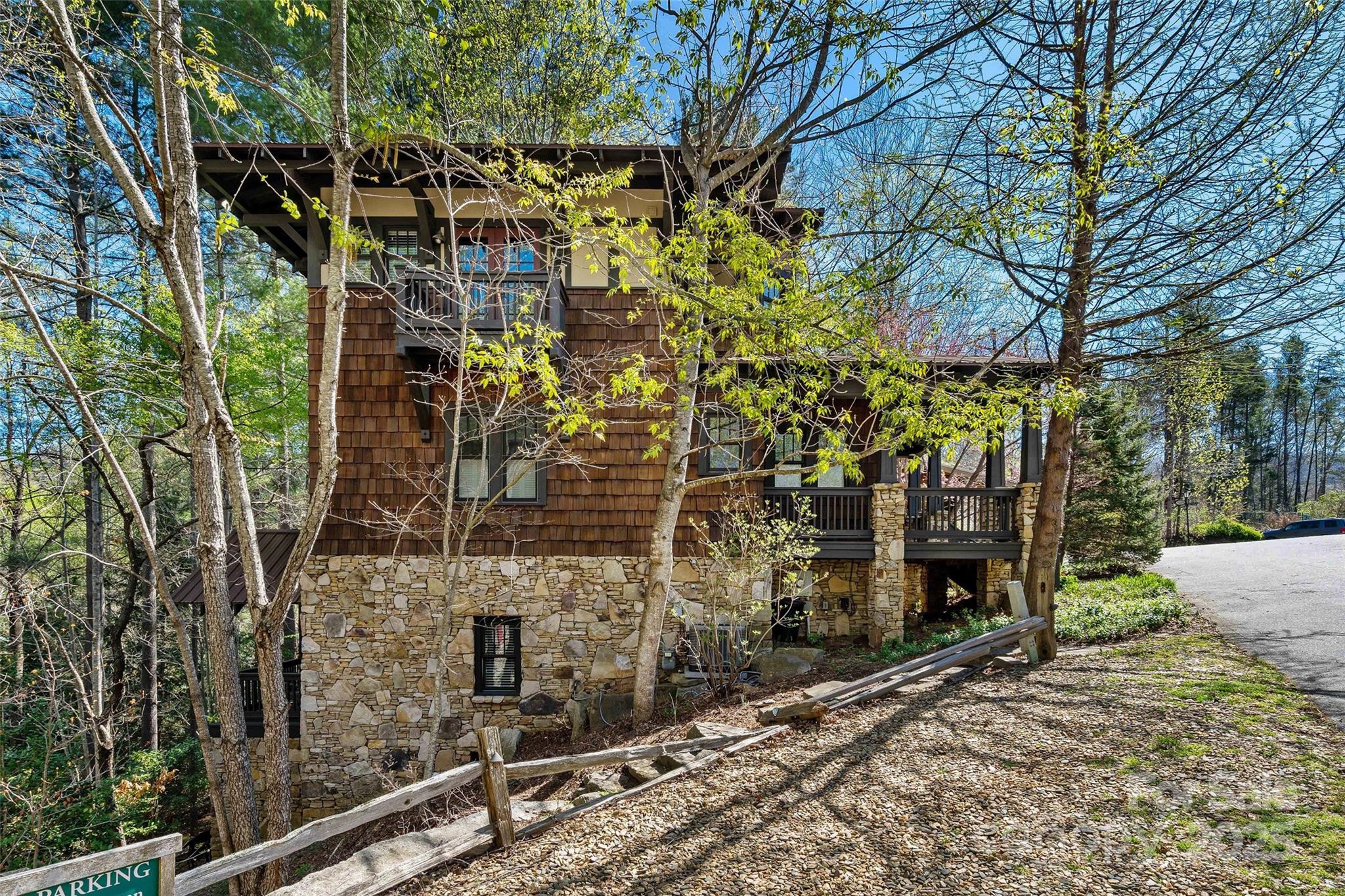 3 Whitman Lane Black Mountain NC 28711