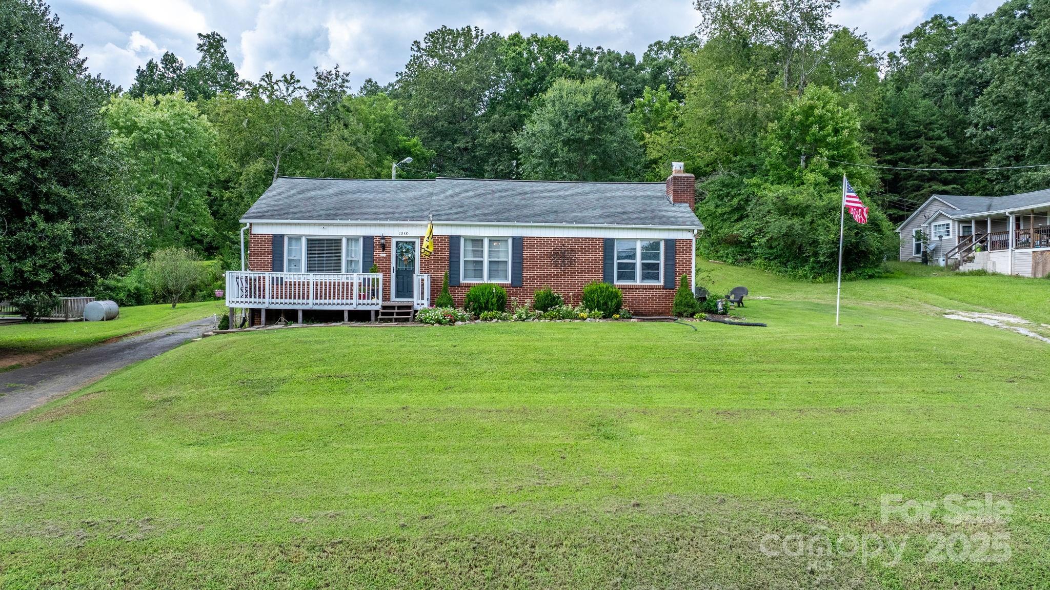 1238 Oaklawn Street SE Lenoir NC 28645