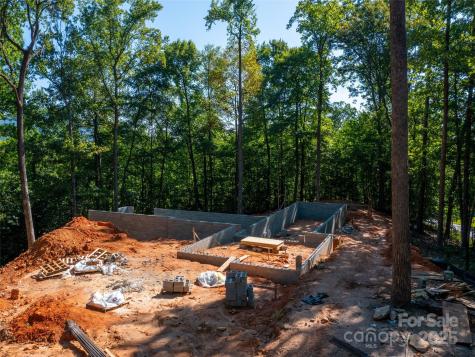 2140 Harm Creek Loop Mill Spring NC 28756