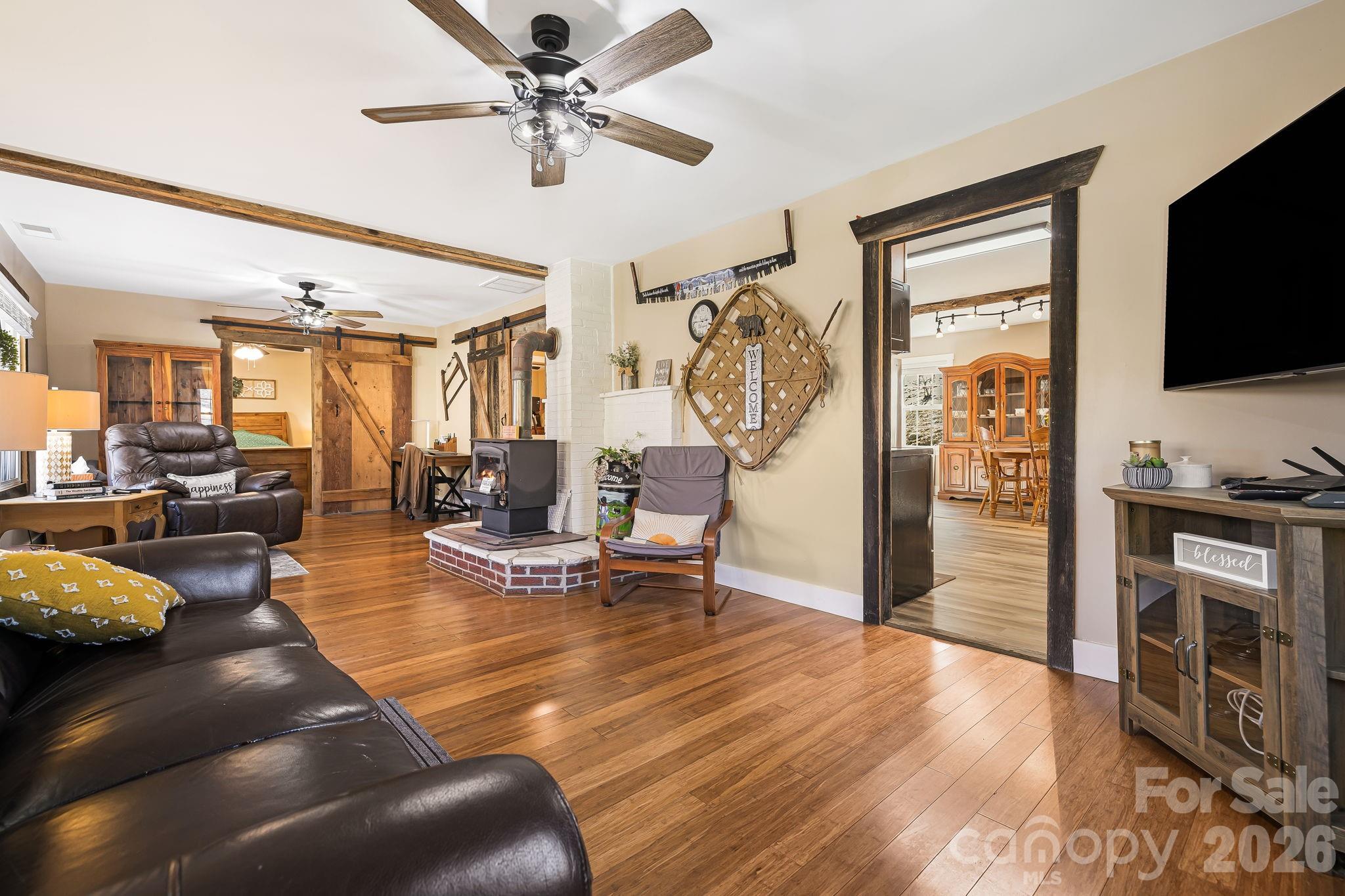 867 Indian Creek Road Burnsville NC 28714