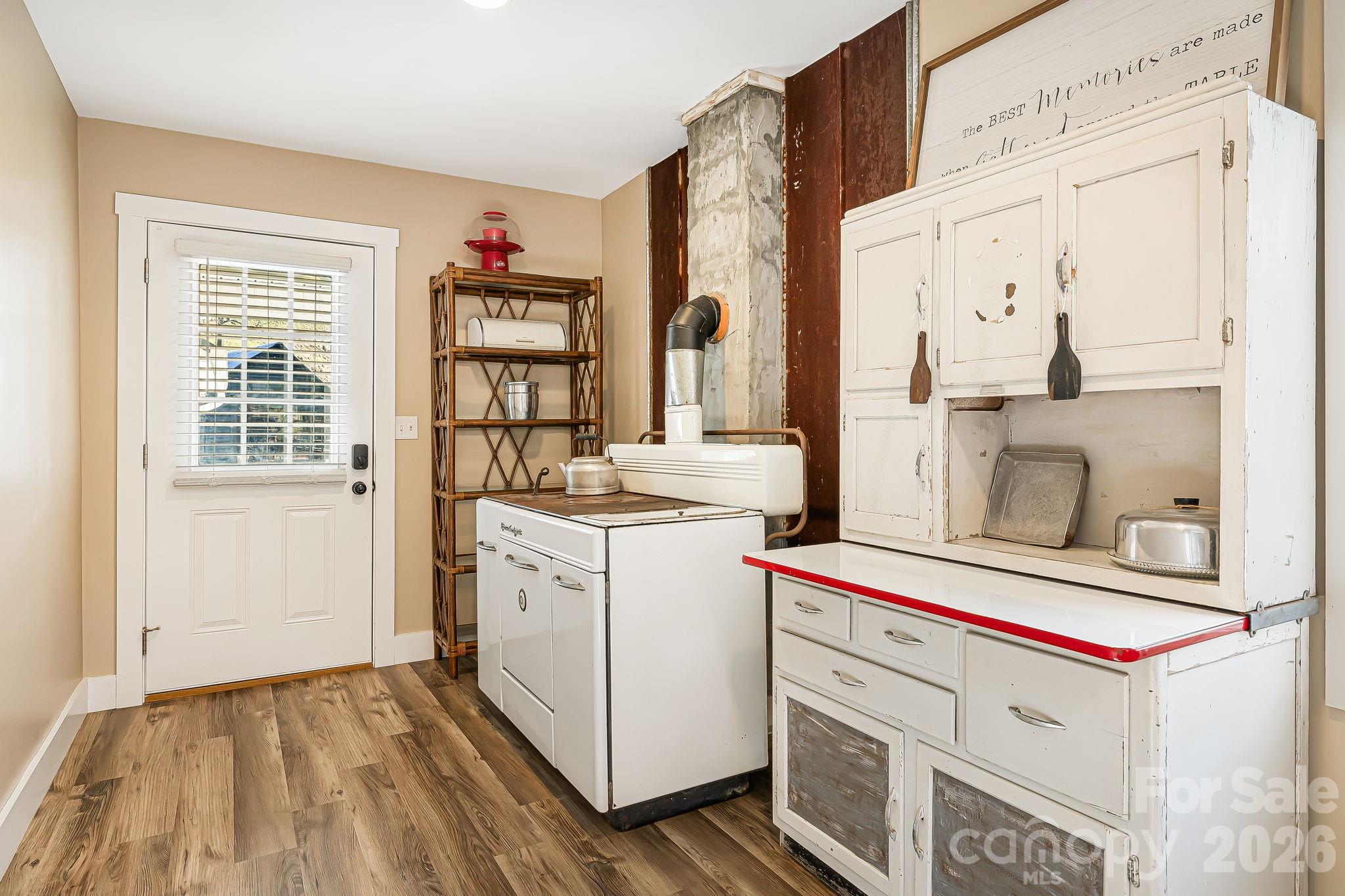 867 Indian Creek Road Burnsville NC 28714